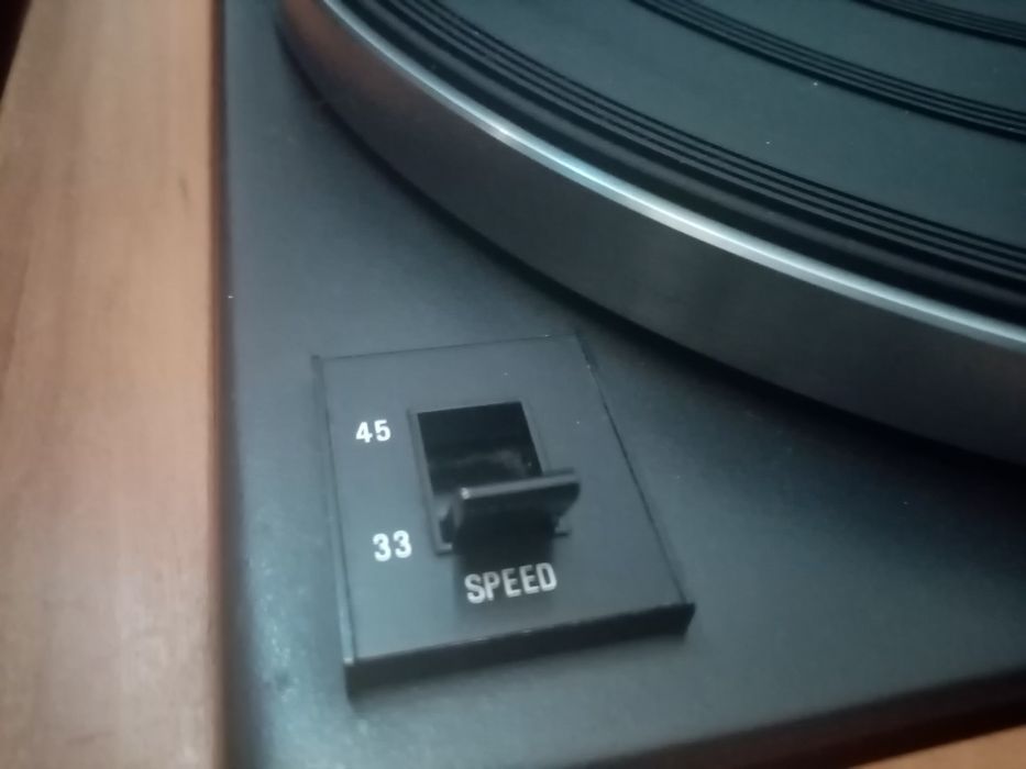 Gira discos Sankei TCH-3000