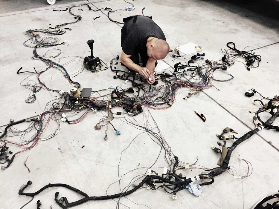 Instalacje elektryczne w pojazdach – wykonanie, naprawa, modyfikacje