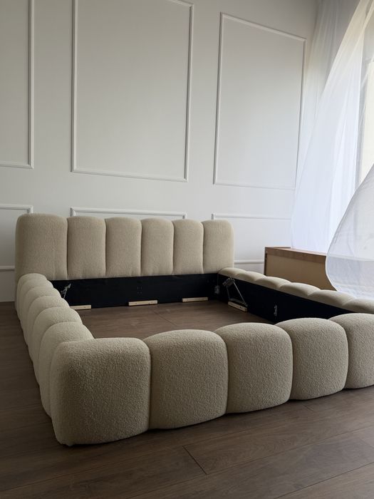 Łóżko chmurka 180x200 cm bouclé baranek kremowe