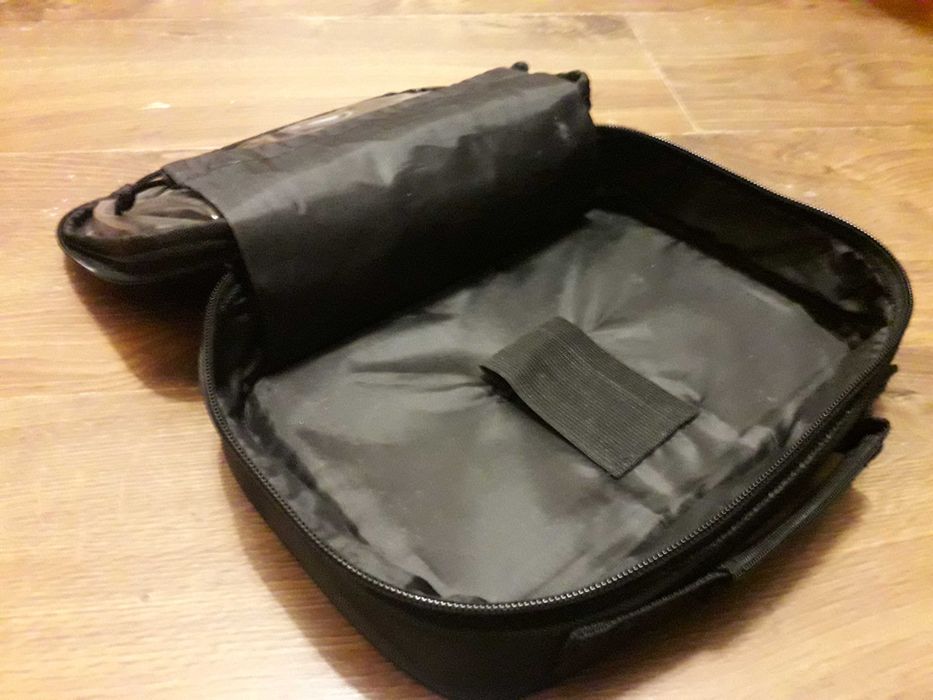 Torebka saszetka męska mini walizeczka