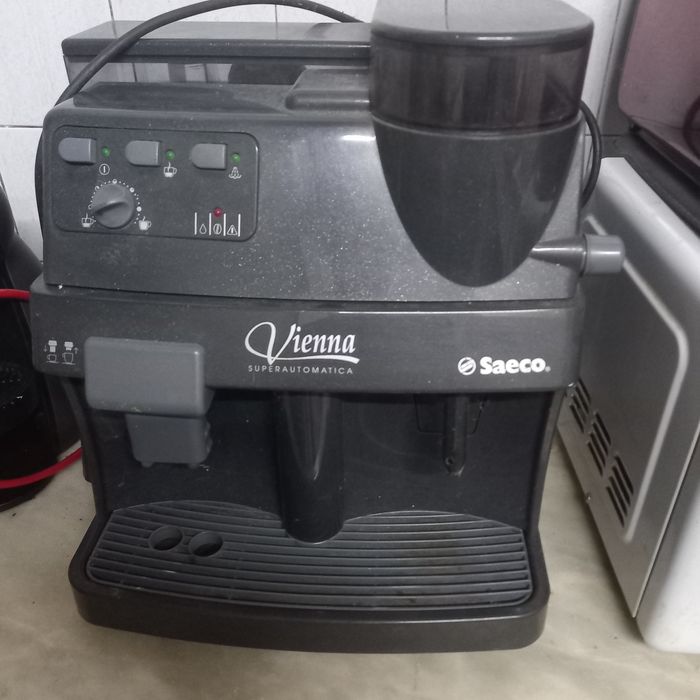 Máquina de café Expresso Saeco