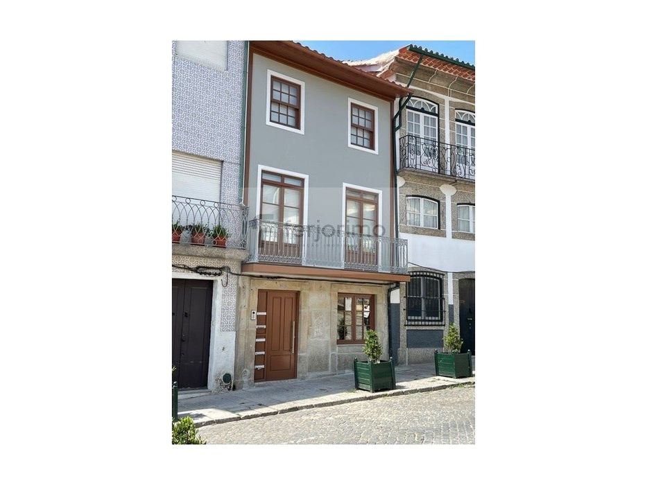 Apartamento T1 Centro da Cidade - mobilado e cozinha com eletrodomé...