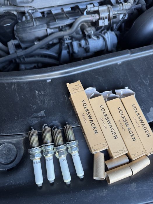 Свічки запалювання skoda superb 2022