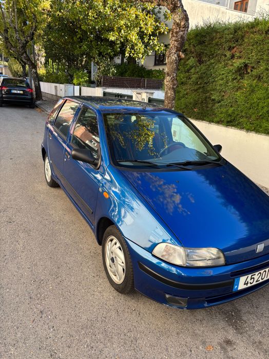 Fiat punto 176, ano 1999 1.2, gasolina em bom estado.