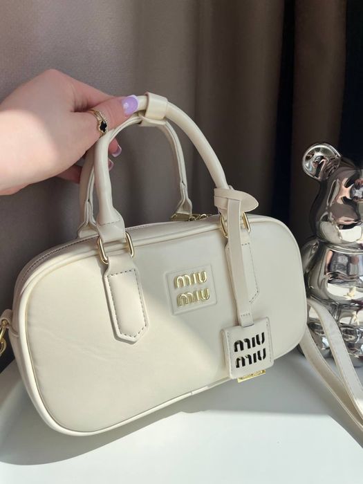 Сумка miu miu брендова