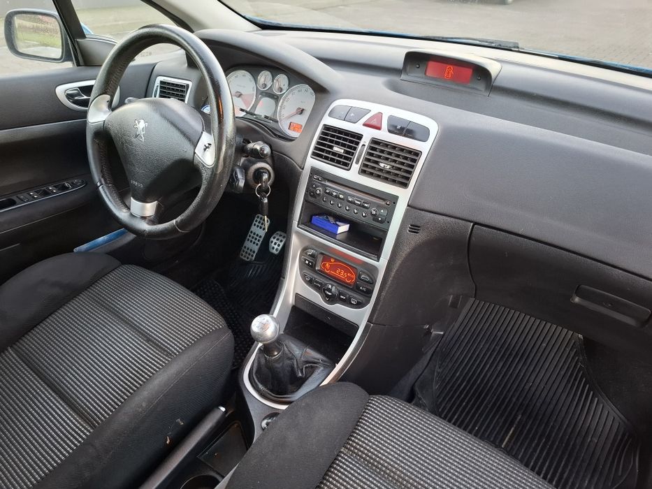 Peugeot 307CC Cabrio 2,0b 136KM Klimatr Elektryka 161 tyś km z Niemiec