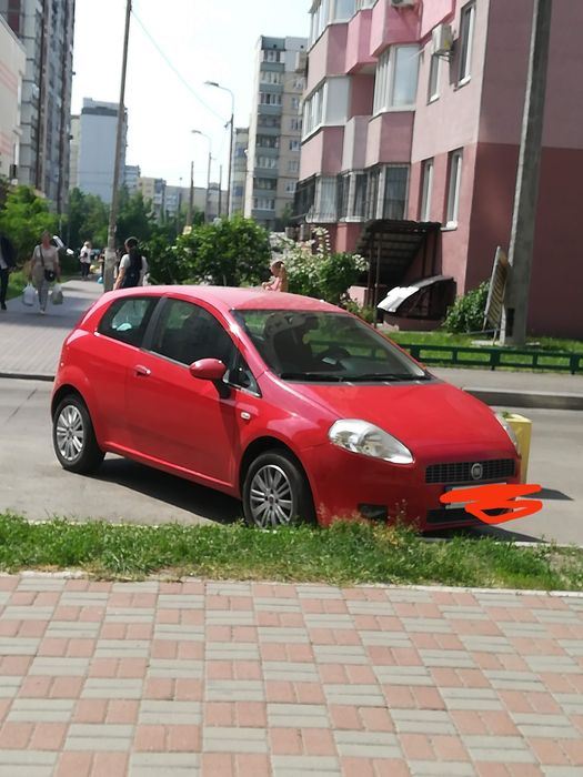 Продам FiatGrande Punto