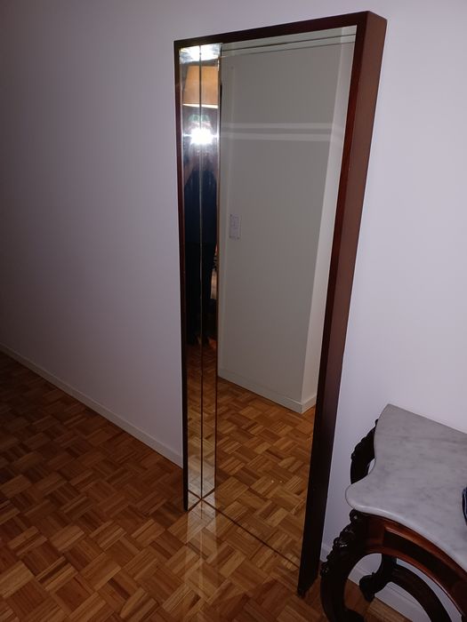 Espelhos decorativos.