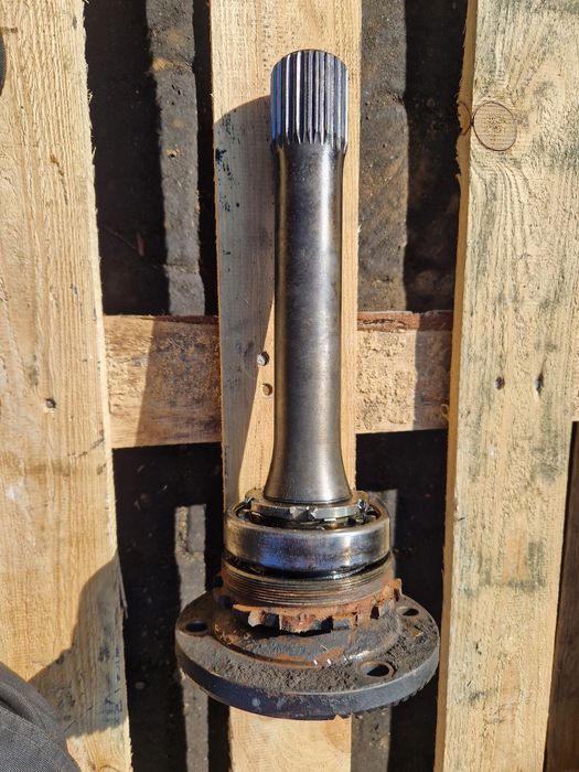 Most napędowy MAN F2000 środkowy 6x4 8x8