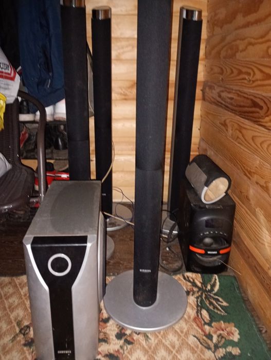 Продам 5 колонок и сабвуфер