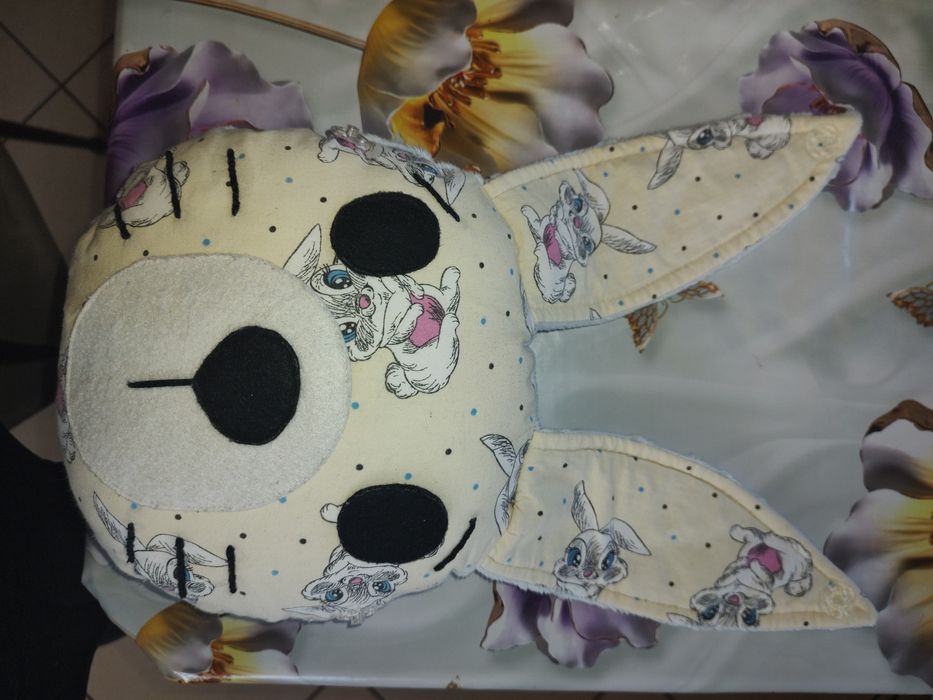 Maskotka poduszka ozdobna królik