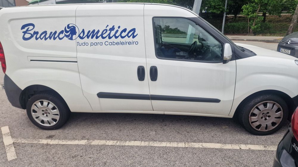 Fiat doblo maxi 5 portas 240000 mil km comprimento 2.10