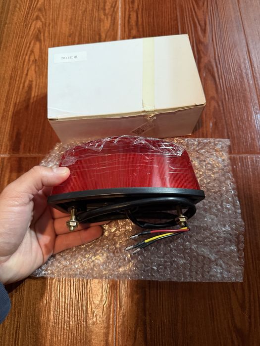 Farol led com luz de matricula e minimos , mota