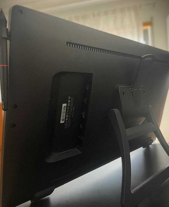 XP Pen Artist 24 Pro (Mesa Gráfica 2K QHD, 2560 X1440)