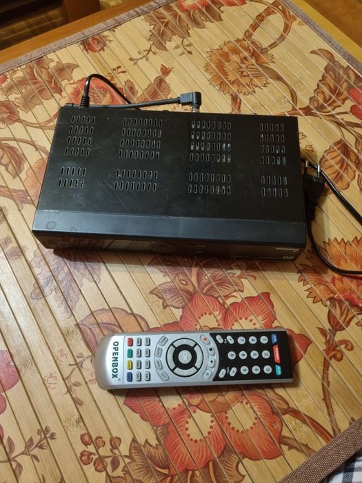 Супутниковий ресівер openbox s1
