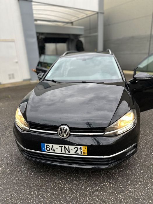 VW Golf Variant 1.6 TDi Confortline DSG