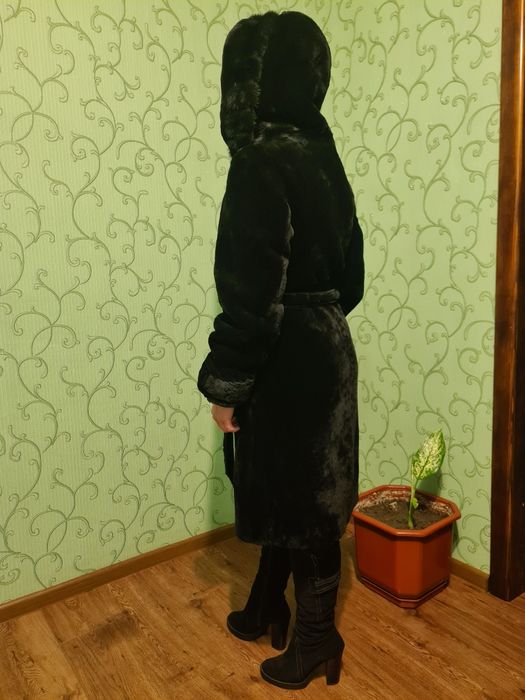 Продам шубу мутон