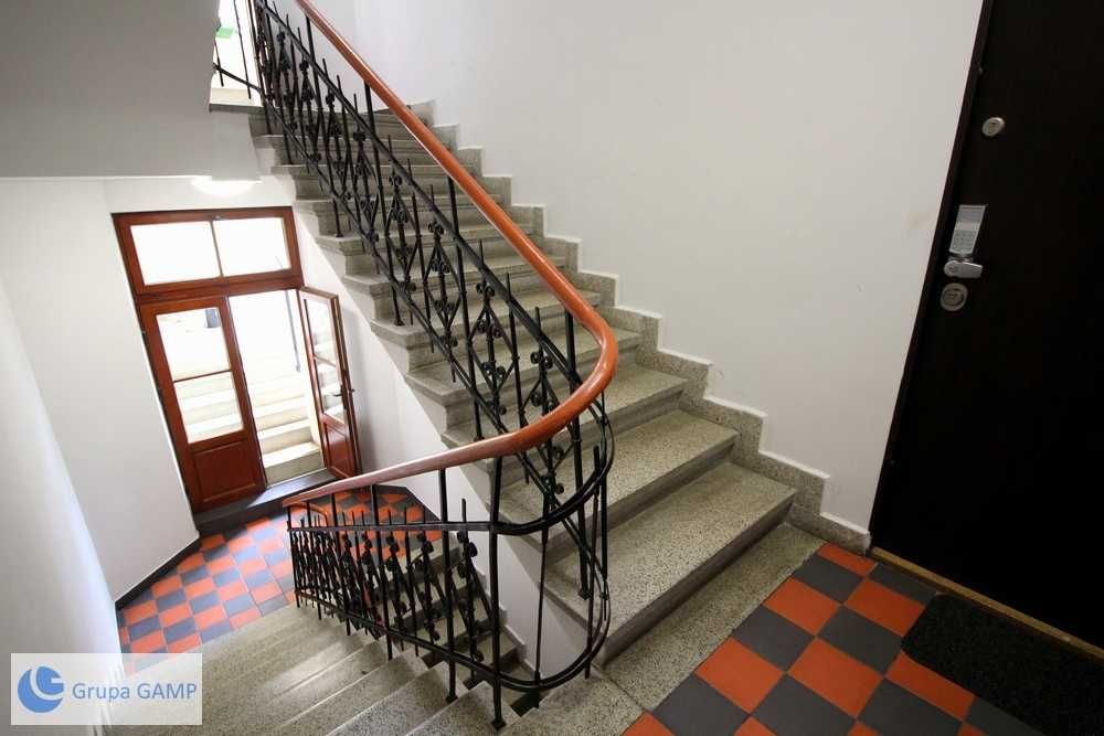 ENG *Kazimierz* 40m2, 2 -pok. Starowiślna