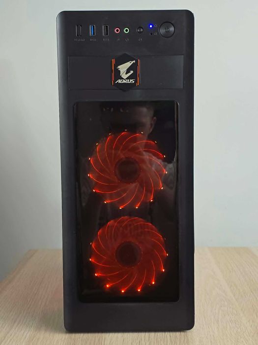 Komputer gamingowy (AMD Ryzen 7 2700X, GTX 1660 Super, RAM 16GB, SSD)