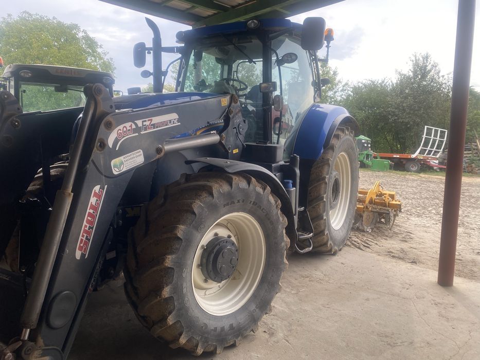 New Holland T7 200