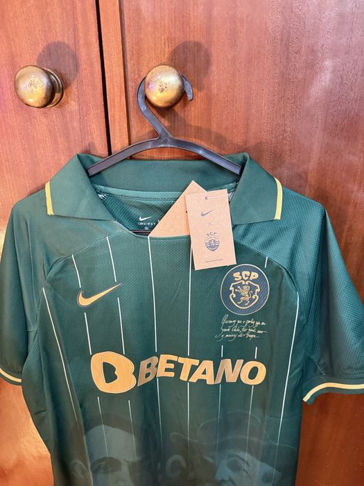Camisola sporting 23/24 edição especial