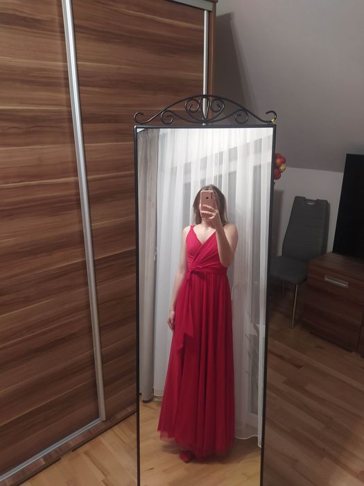 Sukienka na studniówkę