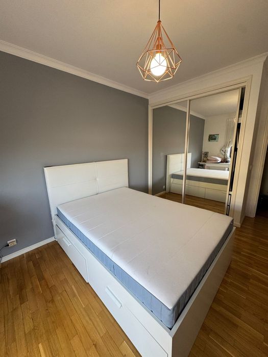 Cama Ikea e colchao como novos