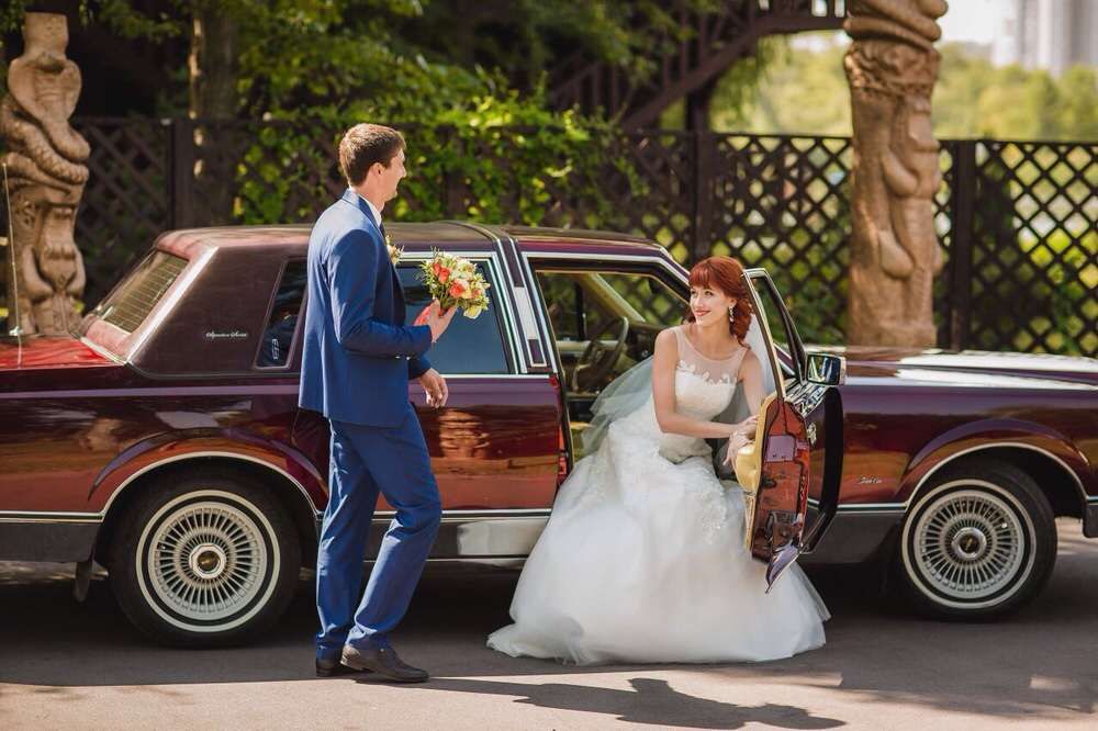 Свадебное авто ретро