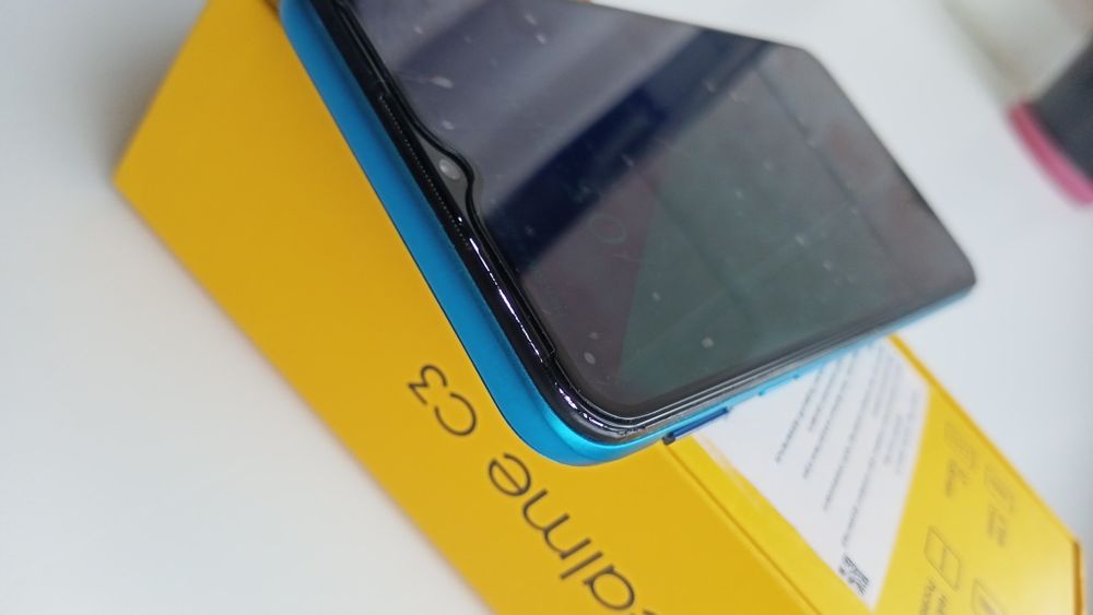 Realme c3 3/64g реалмі