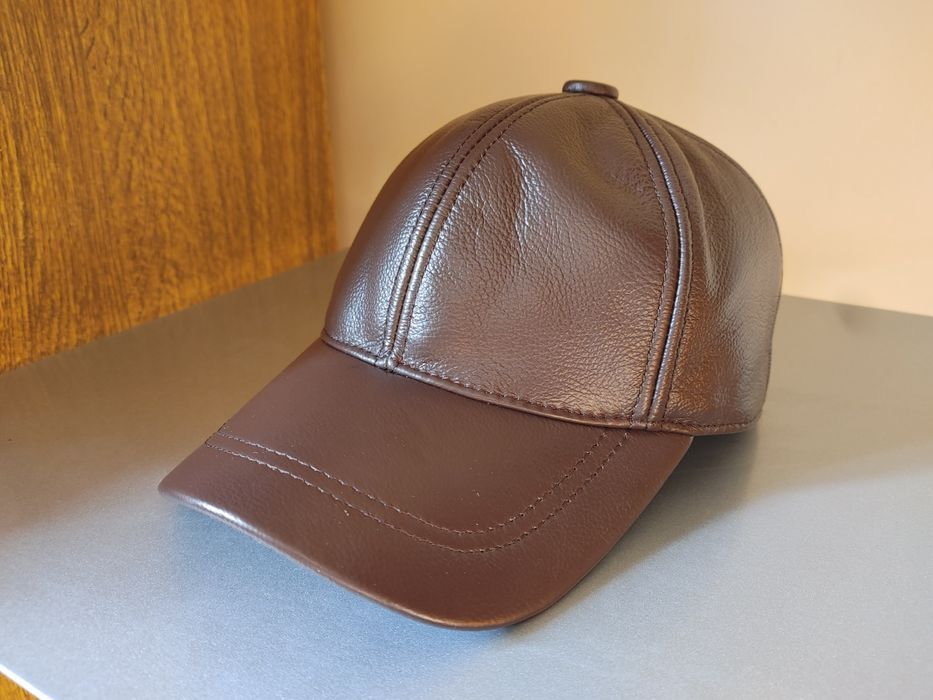 Мужская кожаная бейсболка без лого классика 6 панелей шоколадный цвет