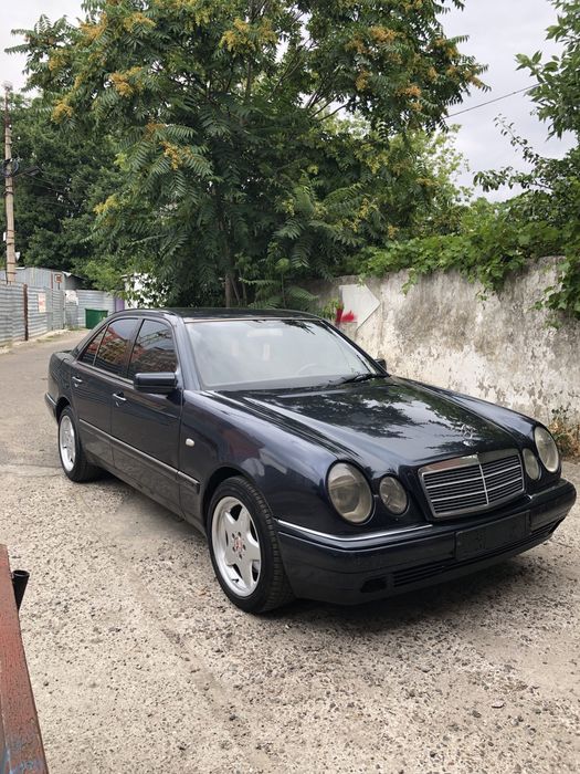 Mersedes benz 210 3.2 газ/ бензин