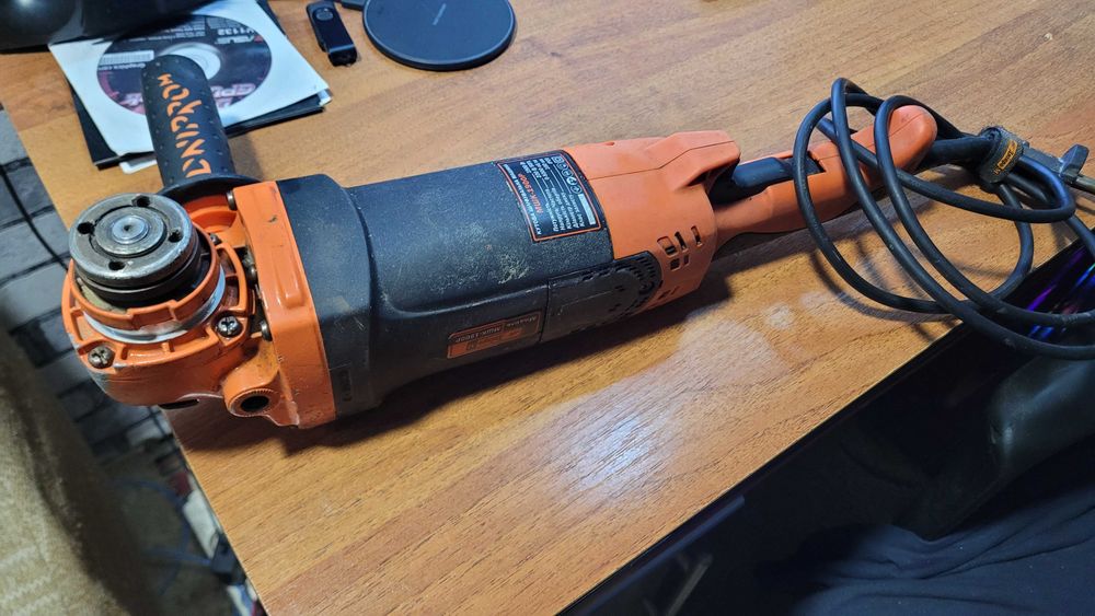 продам металл швеллер  уголок двутавр