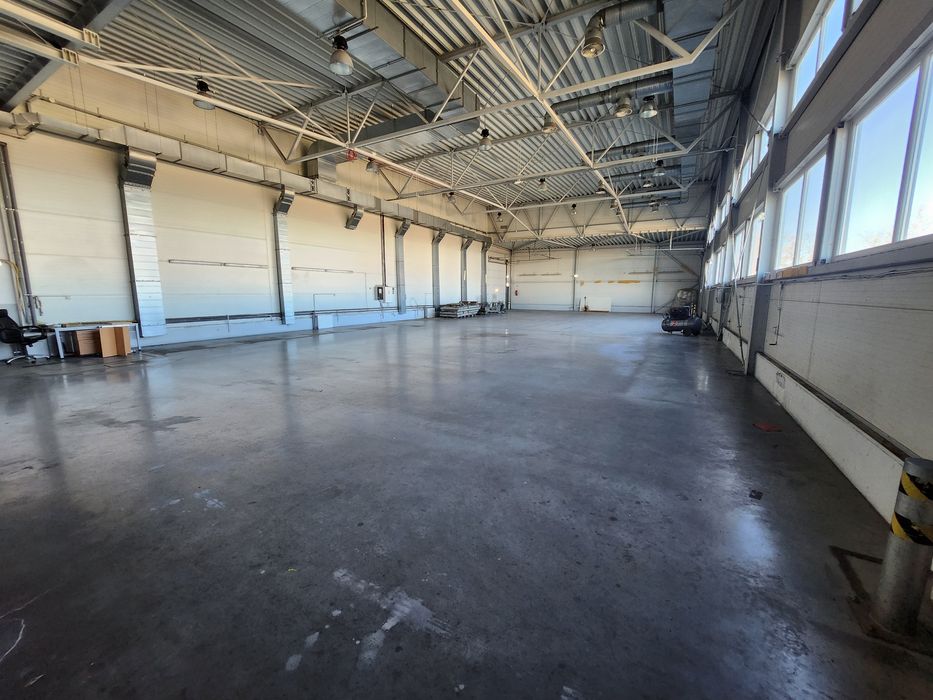 Wynajmę hale produkcyjną/magazynową o powierzchni 2428m2