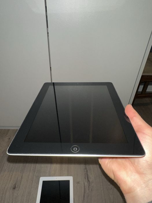 2 IPad 4ª Geração