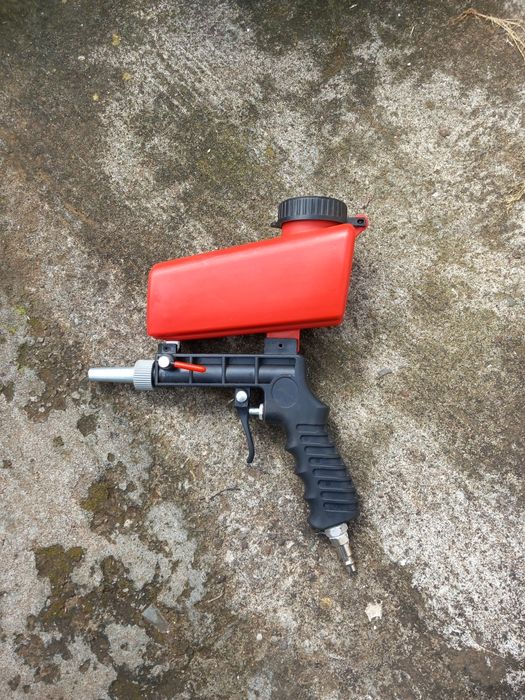 Pistola de jato (areia fina e bicarbonato de sódio)