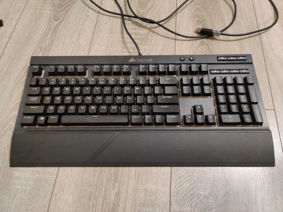 Klawiatura Corsair K68 RGB