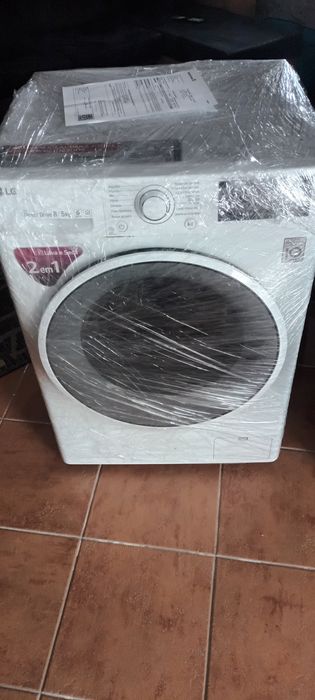 Maquina Lavar/Secar roupa