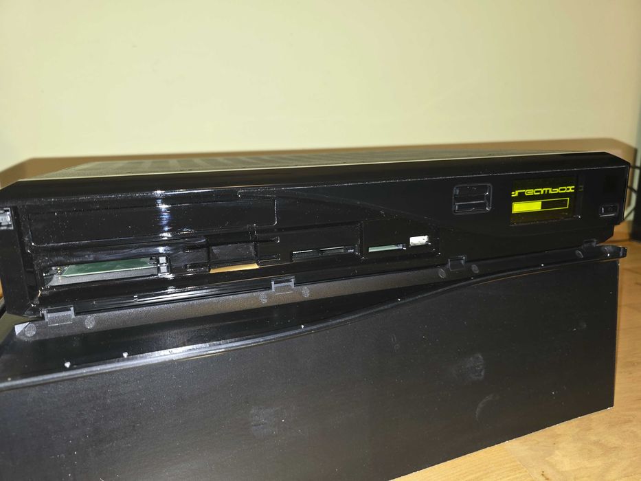 Dekoder Dreambox DM8000 + dodatki