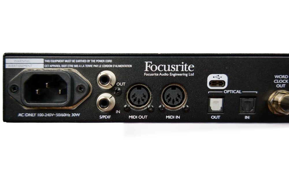 Focusrite Clarett 8pre interface audio