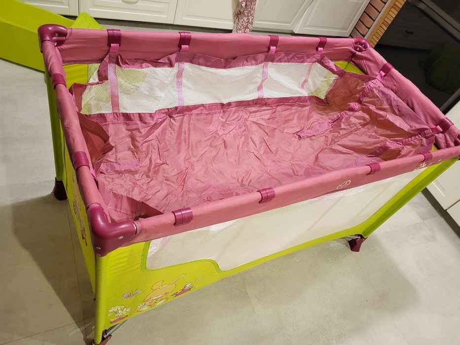 Łóżeczko turystyczne dwupoziomowe