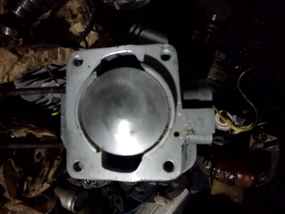 Продам запчастини до бензопили