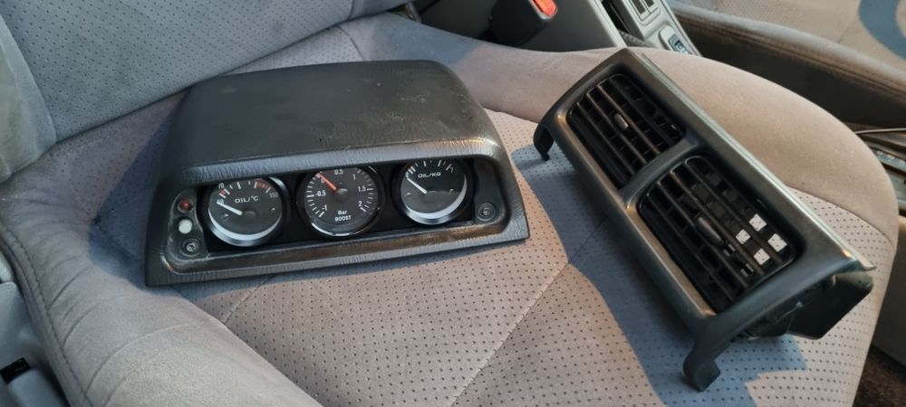 Subaru impreza/forester 90r-02 tuning wrx sti daszek z zegarami kurnik