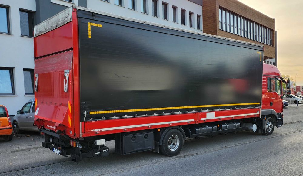 Usługi transportowe, auta z windą, transport, przewóz, Solówka 18 pal.