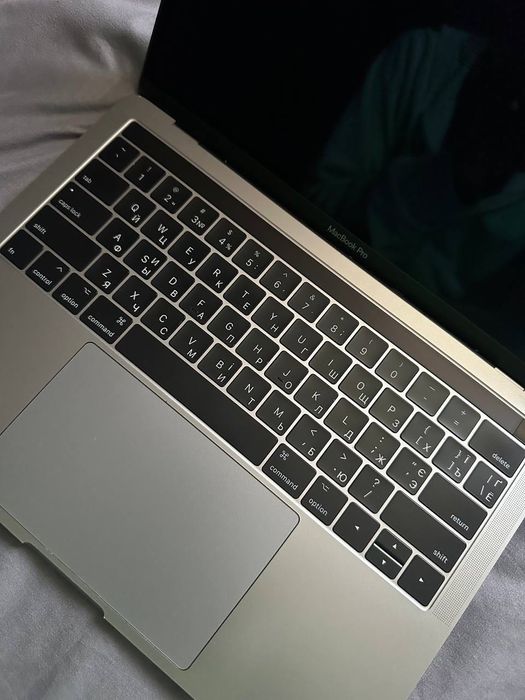 Ноутбук Apple MacBook Pro 2017