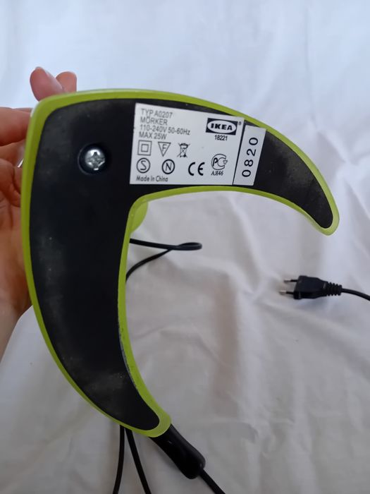 Candeeiro verde com lâmpada do IKEA