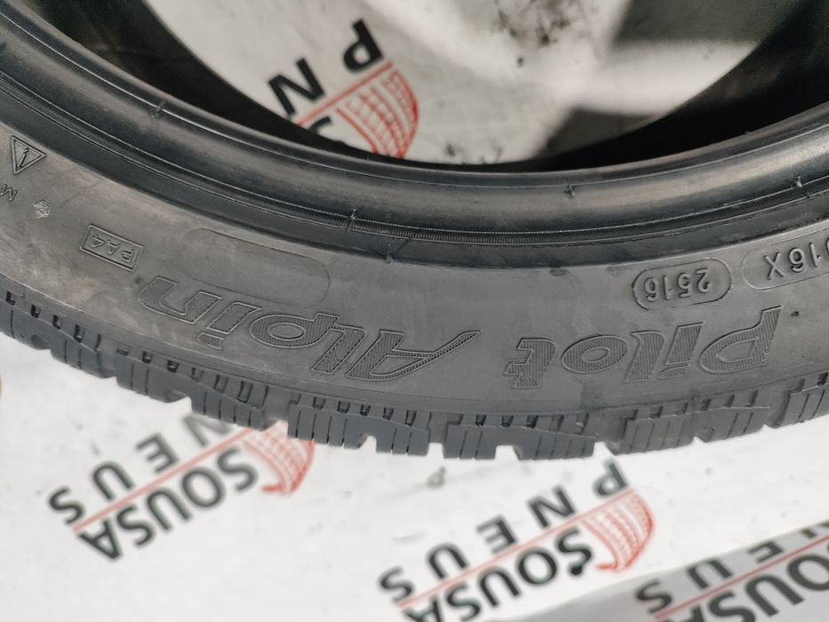 2 pneue semi novos 245/40R18 Michelin - Oferta dos Portes