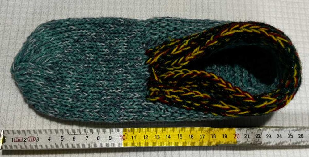 Skarpetki i kapcie wełniane