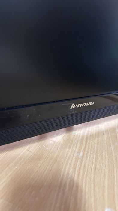 Моноблок Lenovo 19,5 дюймів