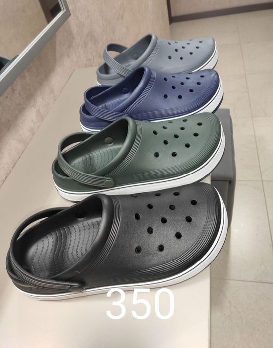 Кроксы мужские, разные модели и цвета