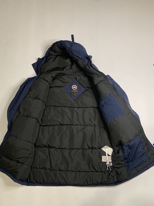 Оргінальна Canada Goose розмір L